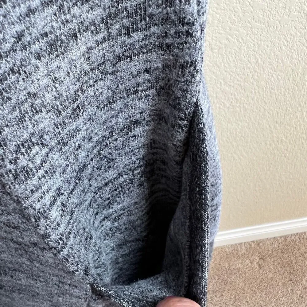 Haute Edition Ultra Soft Pullover Sweatshirt with Contrast Trim size M lagenlook